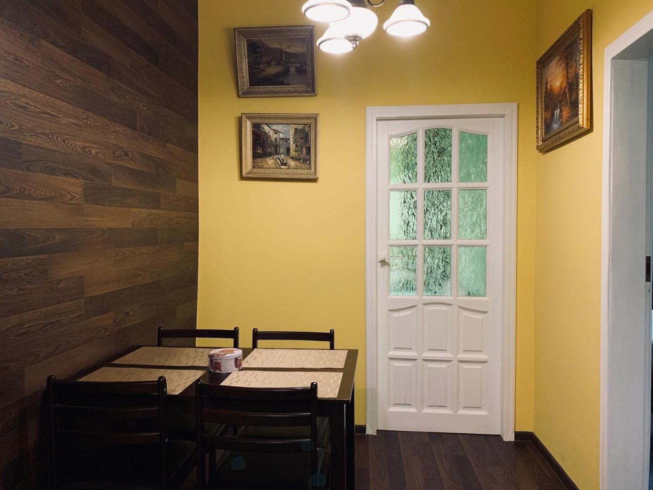 Modern Chaikovskogo Apartment Leopoli Esterno foto